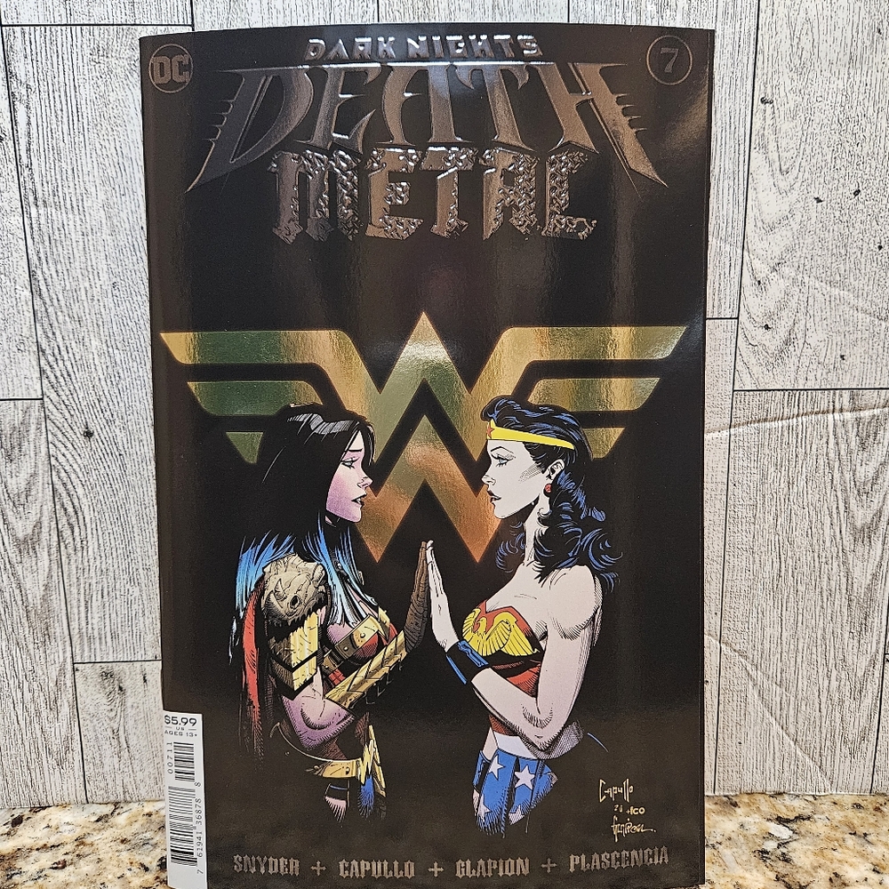 Dark Nights Death Metal #7 DC Comics Comic Book Foil Embossed Wonder Woman
